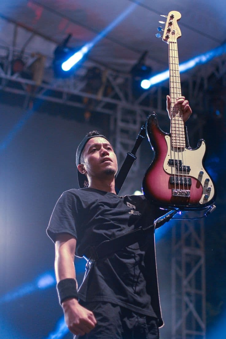 Lukman — Gitar